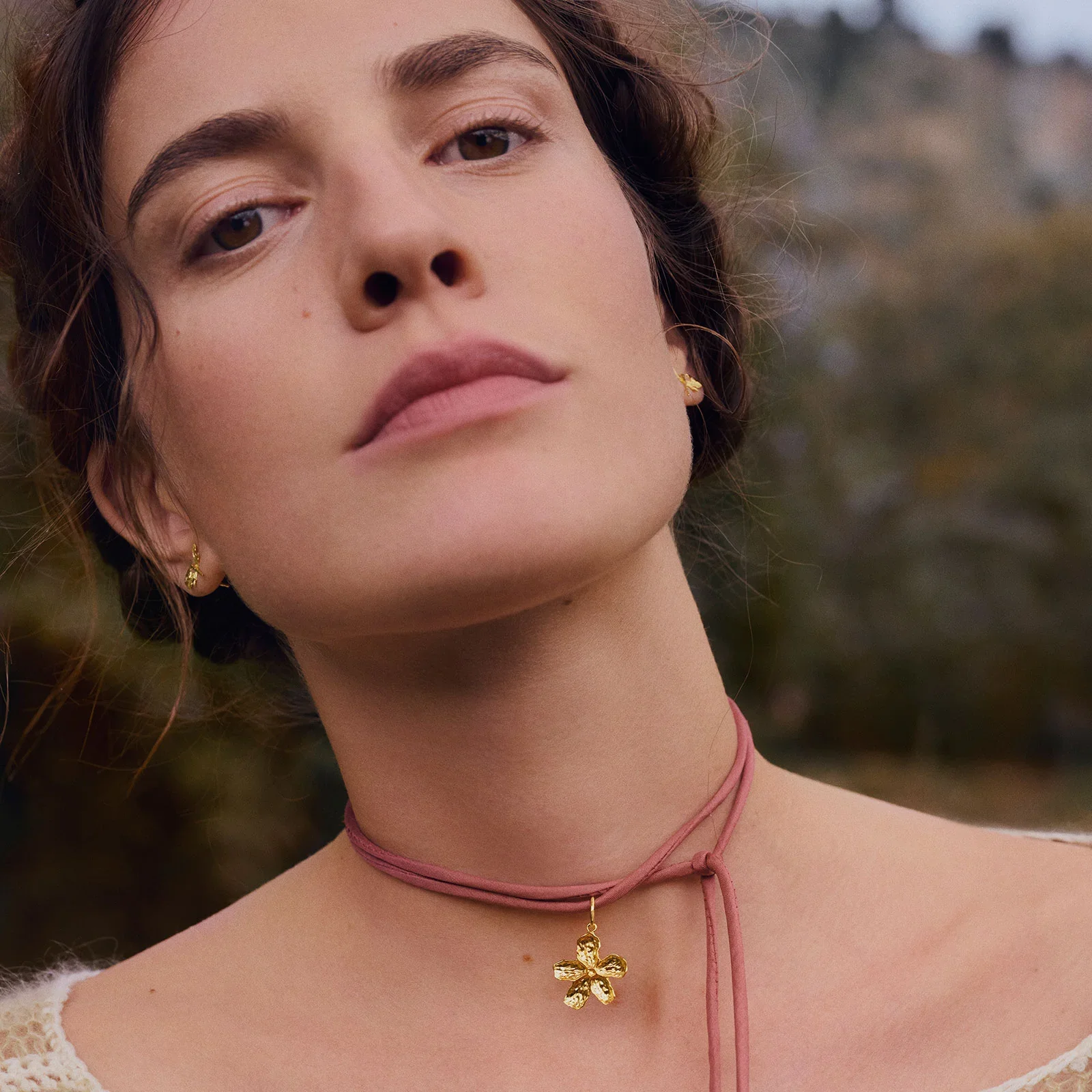 Rosa Choker - Image 2